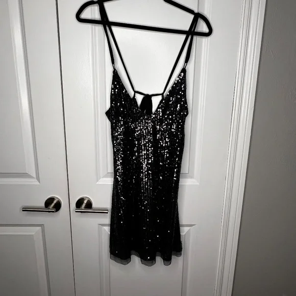 FREE PEOPLE Gold Rush Mini DRESS Size Small Black Sequin Strappy - Picture 5 of 9